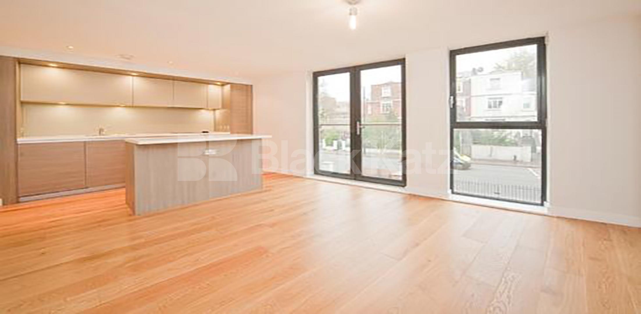 Modern one bedroom flat set within a private development mins to tube and shops Camden Road, Camden